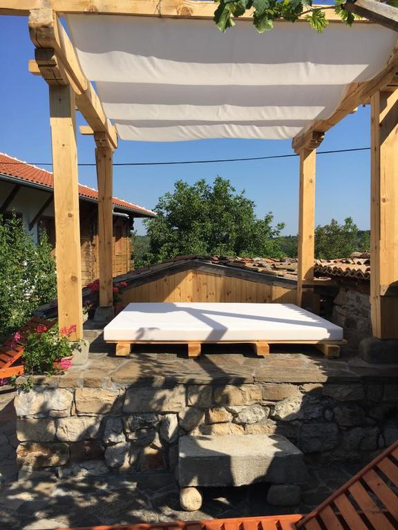 Hotel Pri Chakara Arbanasi Exteriör bild