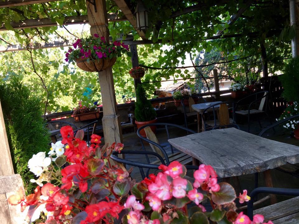 Hotel Pri Chakara Arbanasi Exteriör bild