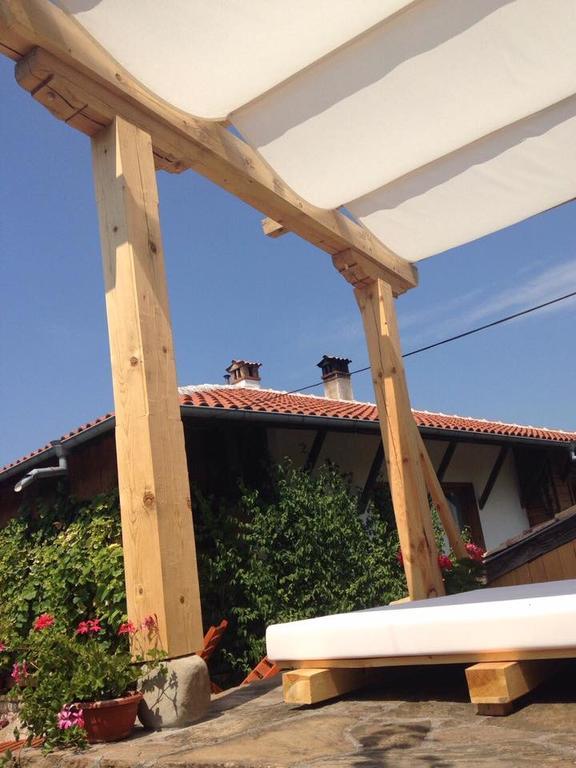 Hotel Pri Chakara Arbanasi Exteriör bild